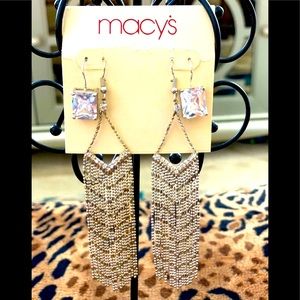 𝙼𝚊𝚌𝚢'𝚜 𝚂𝚒𝚕𝚟𝚎𝚛 𝙴𝚊𝚛𝚛𝚒𝚗𝚐𝚜